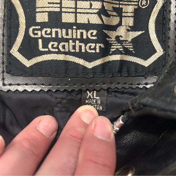 Vintage First Leather Biker Motorcycle Black Leather Jacket Size XL - Picture 3 of 10